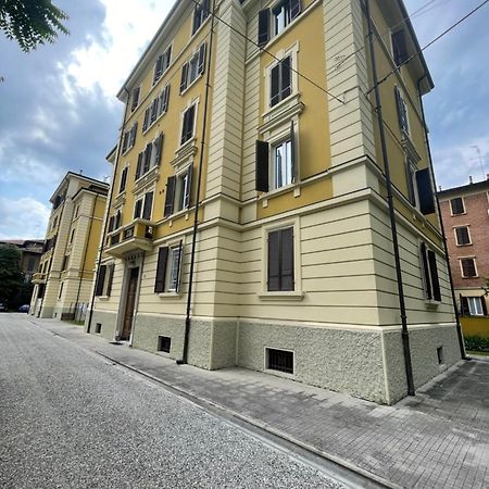 Appartamento Moderno La Dolce Vita ريجّو إيميليا المظهر الخارجي الصورة