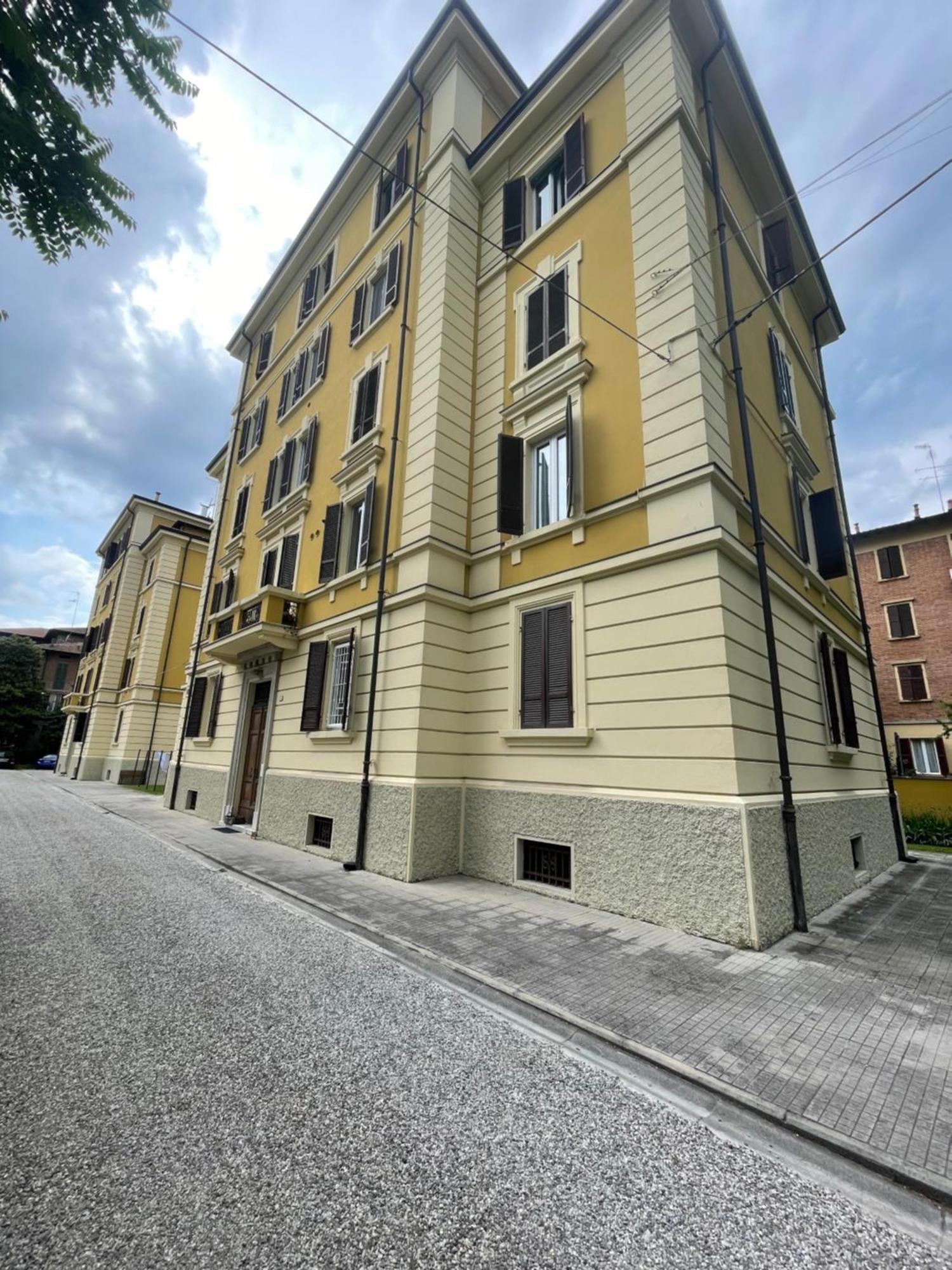 Appartamento Moderno La Dolce Vita ريجّو إيميليا المظهر الخارجي الصورة